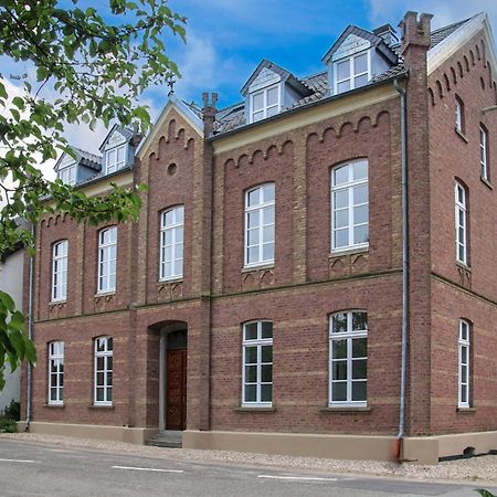 Roemer-Apartment Im Herenhaus Rheinblick Ксантен Екстериор снимка