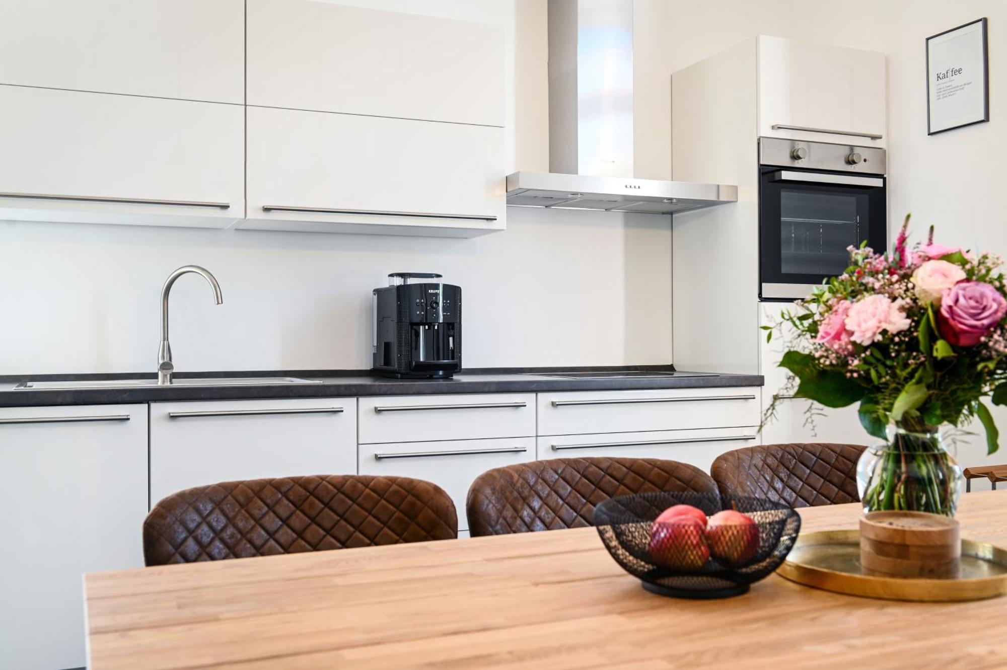 Roemer-Apartment Im Herenhaus Rheinblick Ксантен Екстериор снимка